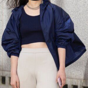 NWOT Theory x Uniqlo Iridescent Blue Nylon Oversize Windbreaker, Size XS